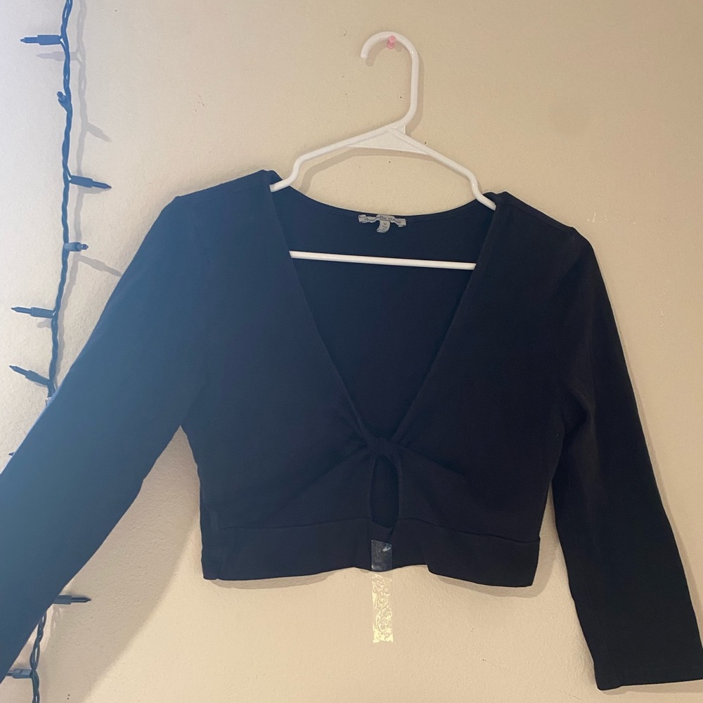 Black Crop Top Women’s Size Medium